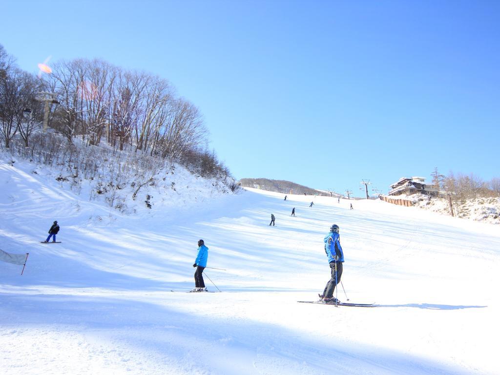 Lodge Yuki Otari Екстериор снимка